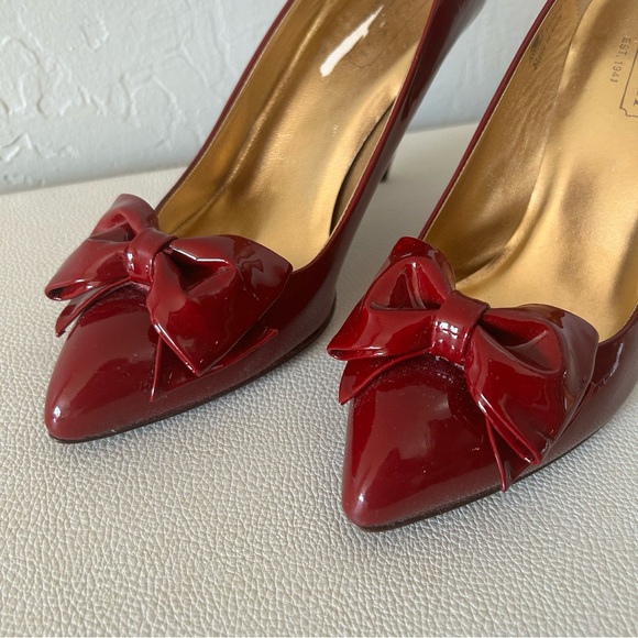 SOLD - Oxblood Red Coach Patent Leather Bow Heels - Picture 7 of 15